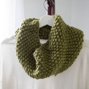 Handmade Knit Moss Stitch Cowl